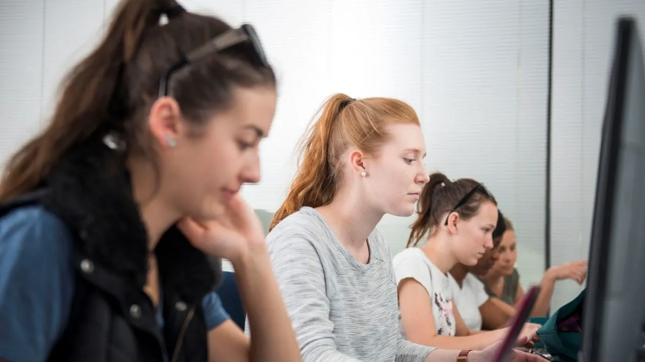 Ensure your academic integrity with the best plagiarism checker! Skyline Academics’ comprehensive guide reviews top tools to help you stay original and avoid issues.