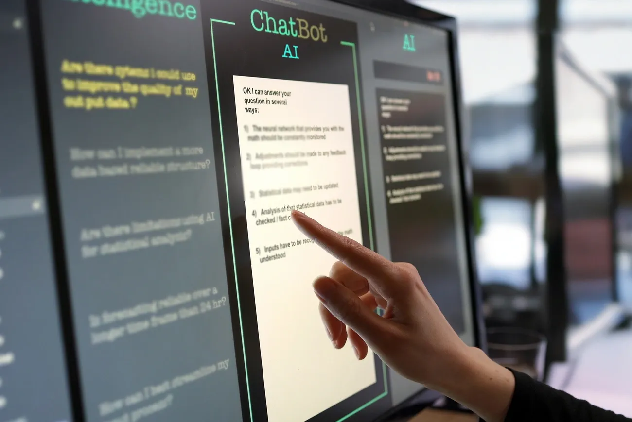 Explore the best AI detectors for teachers and learn proven methods to spot AI writing. Ensure academic integrity with expert tips and reliable detection tools.