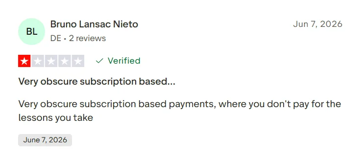 Trustpilot review describing Preply subscription-based payments as unclear