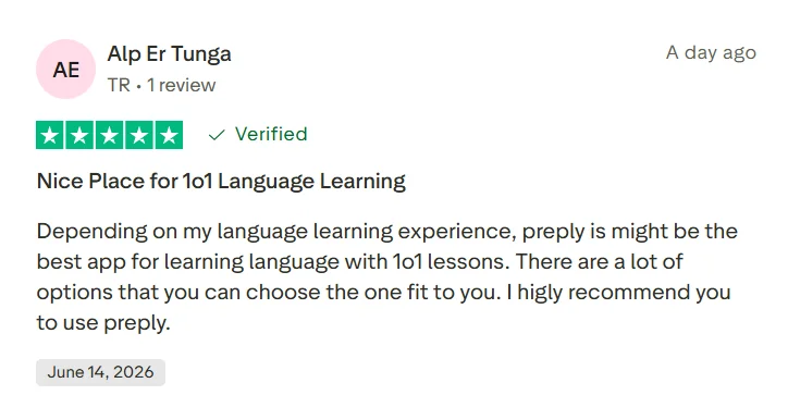 Trustpilot review recommending Preply for 1:1 language learning because of its wide tutor options.