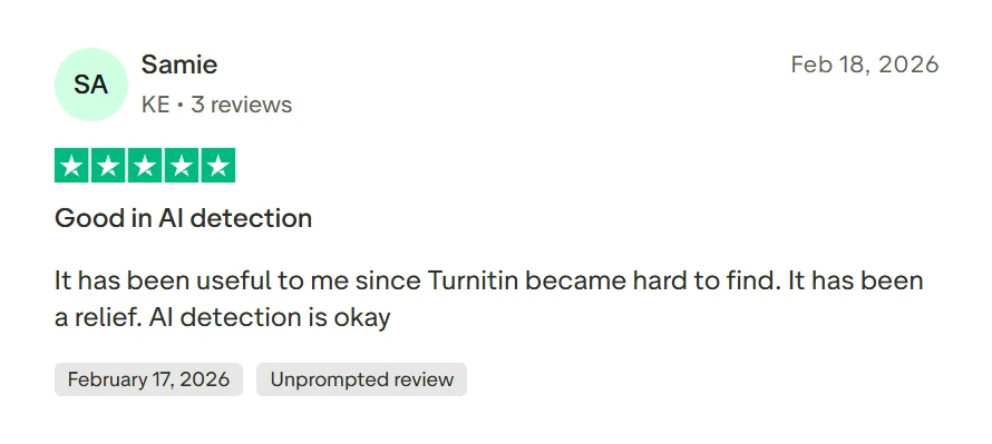 Positive Trustpilot reviewer describing Copyleaks AI detection as useful and satisfactory