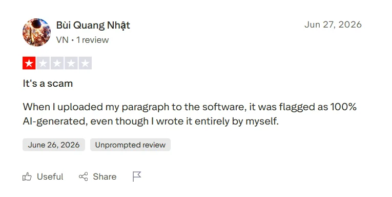 Trustpilot review saying a self-written paragraph was flagged as 100 percent AI-generated