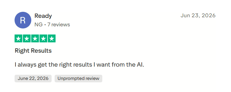 Trustpilot review saying QuillBot gives the right results from the AI detector